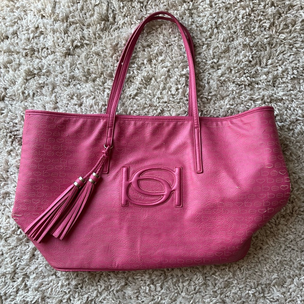 Bebe tote bag